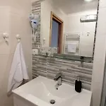 Apartment Veli Dvor - Private House In Old Town Cres *
