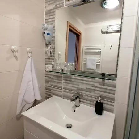 Apartment Veli Dvor - Private House In Old Town