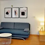 Veli Dvor Апартаменты *